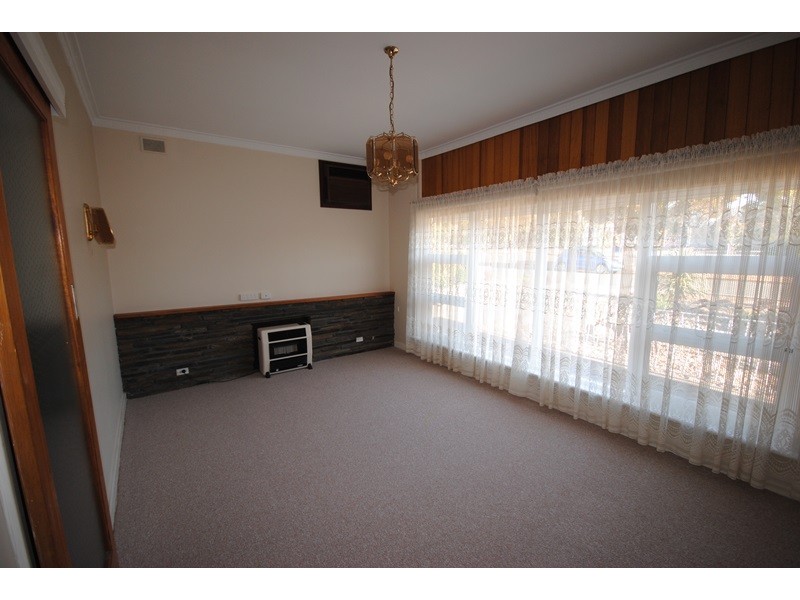 9 Pamela Avenue, Campbelltown SA 5074