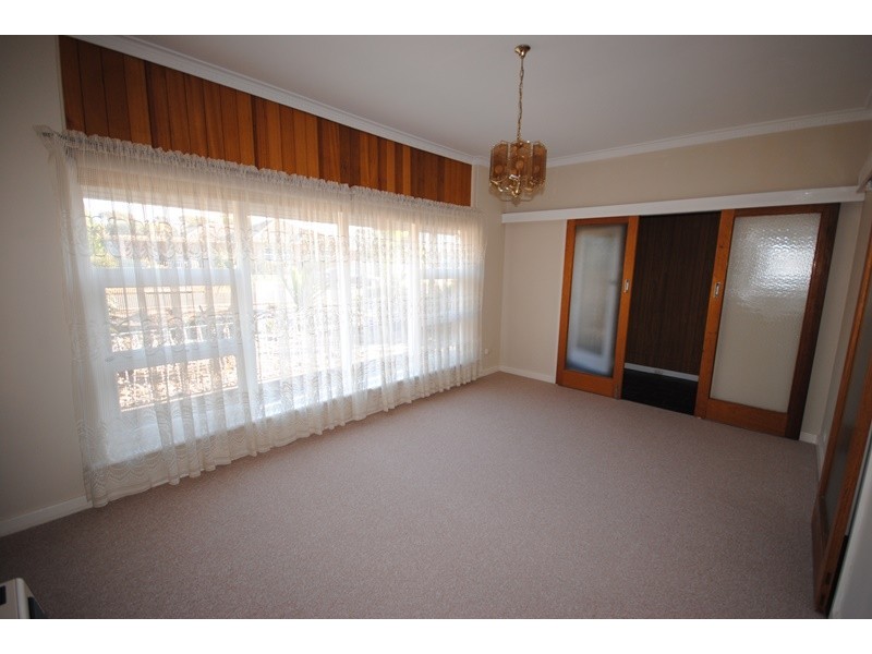 9 Pamela Avenue, Campbelltown SA 5074