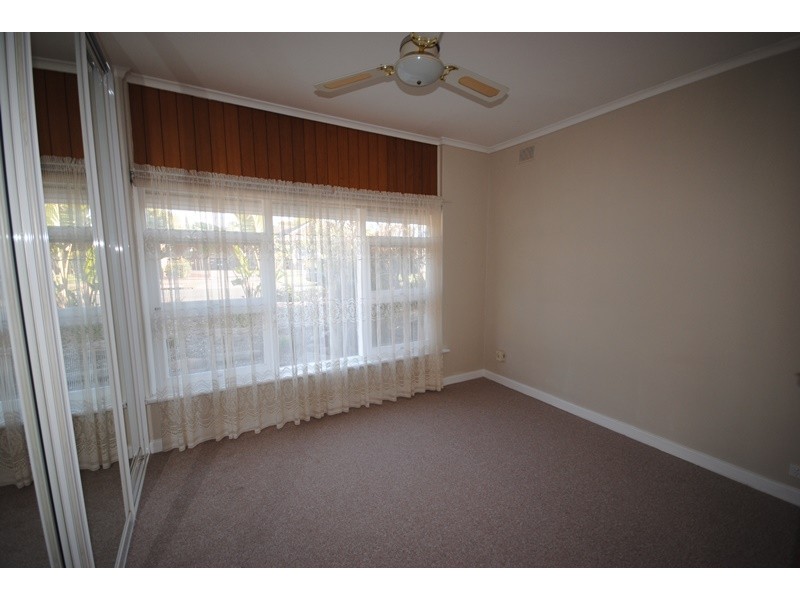 9 Pamela Avenue, Campbelltown SA 5074