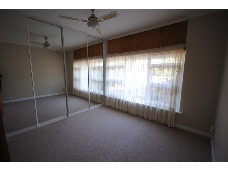 9 Pamela Avenue, Campbelltown SA 5074