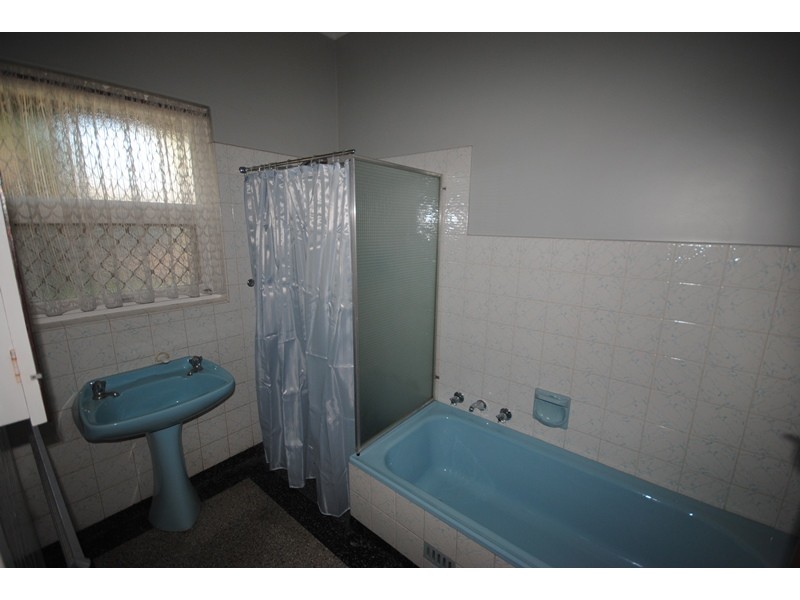 9 Pamela Avenue, Campbelltown SA 5074