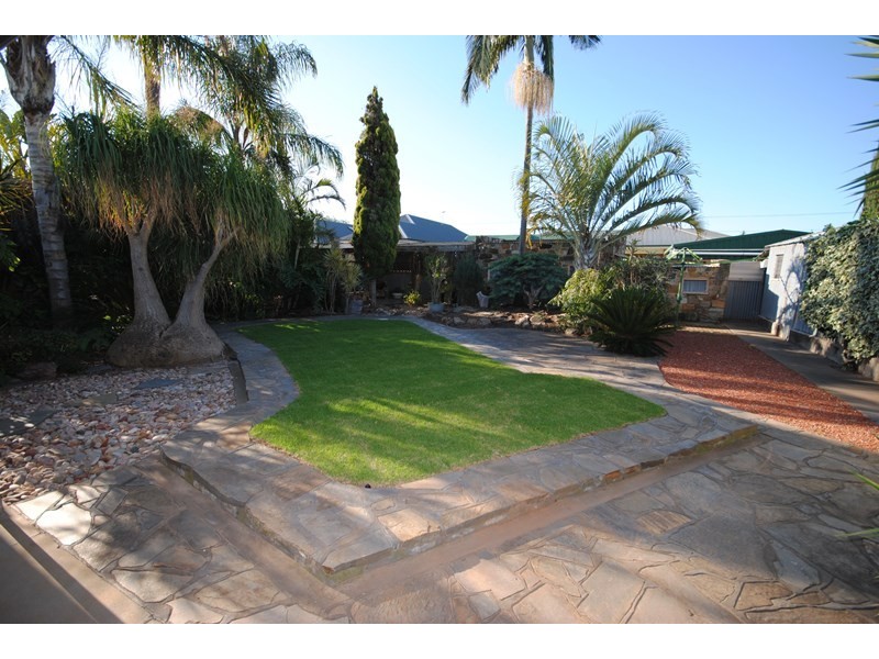 9 Pamela Avenue, Campbelltown SA 5074