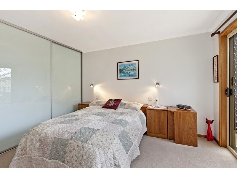 6 Ashton Place, Wynn Vale SA 5127