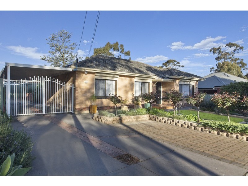 1 Doreen Street, St Agnes SA 5097