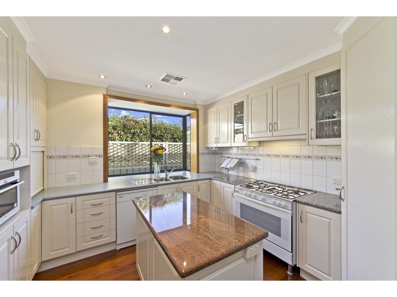 1 Doreen Street, St Agnes SA 5097