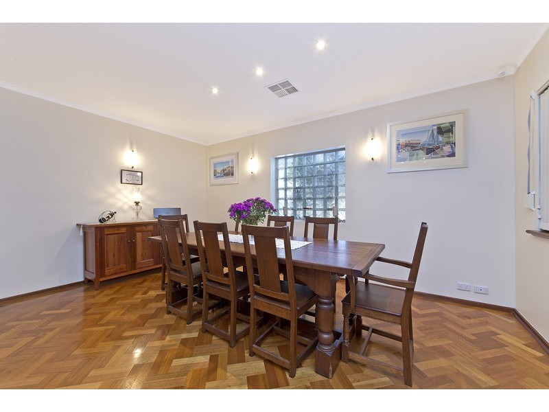 1 Doreen Street, St Agnes SA 5097