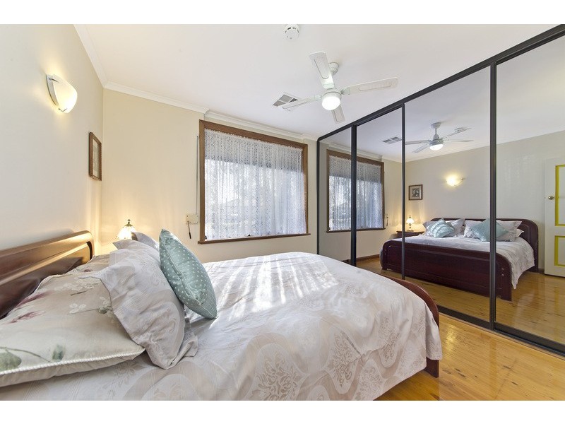 1 Doreen Street, St Agnes SA 5097