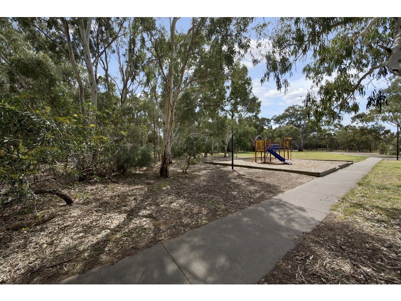 18 Apalie Drive, Modbury SA 5092