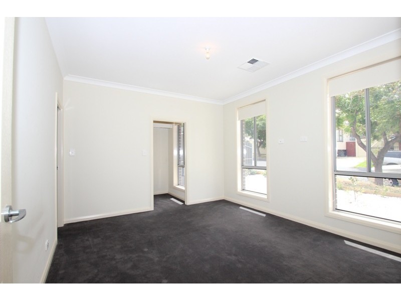 16 Richard Street, Modbury SA 5092