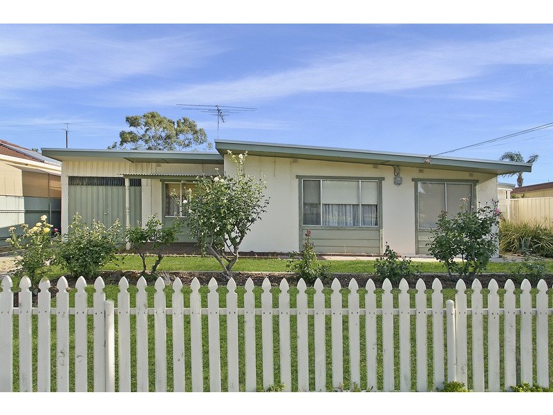 39 Berri Road, Hope Valley SA 5090