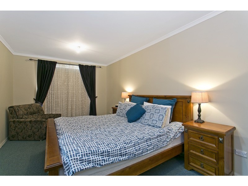 39 Berri Road, Hope Valley SA 5090