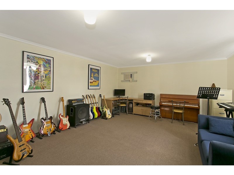 39 Berri Road, Hope Valley SA 5090