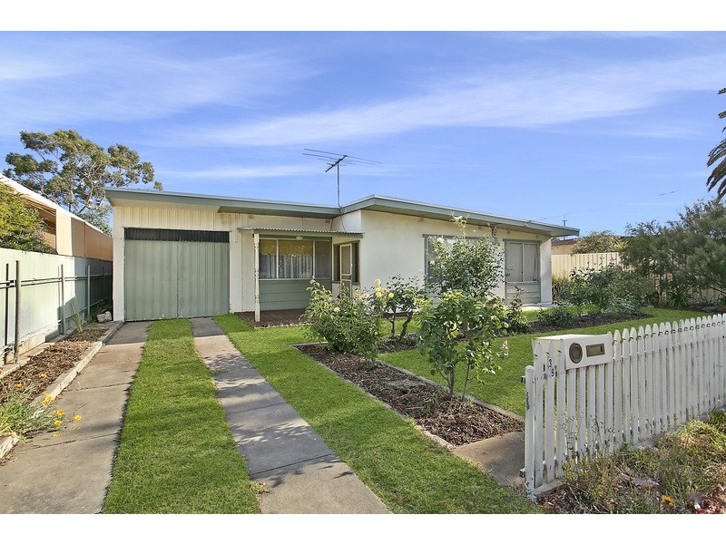39 Berri Road, Hope Valley SA 5090