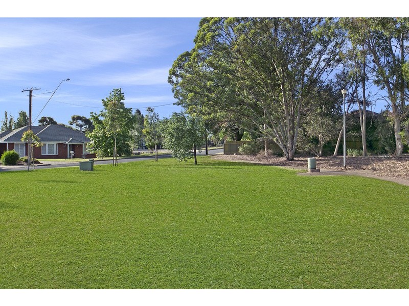 39 Berri Road, Hope Valley SA 5090