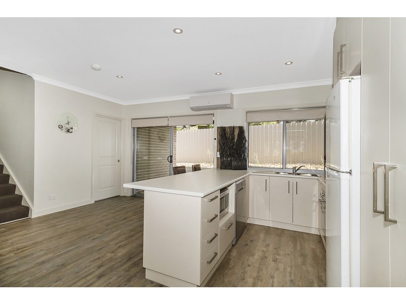 10 Harcourt Terrace, Modbury SA 5092