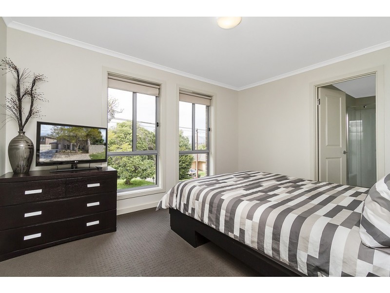 10 Harcourt Terrace, Modbury SA 5092