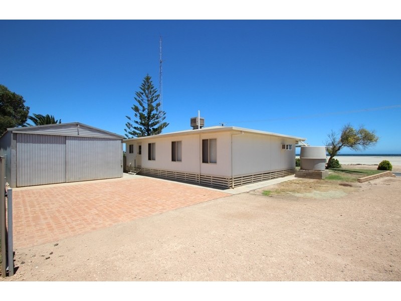 10 Marine Parade, Moonta Bay SA 5558