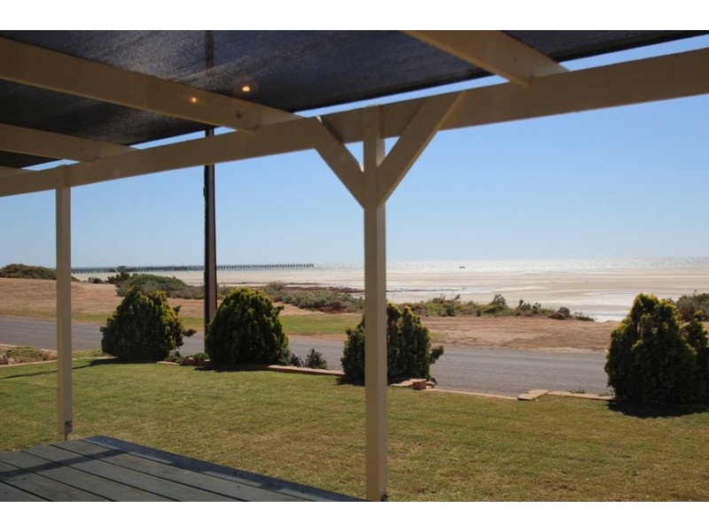 10 Marine Parade, Moonta Bay SA 5558