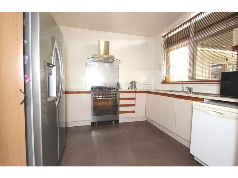 5 Todd Road, Para Hills SA 5096