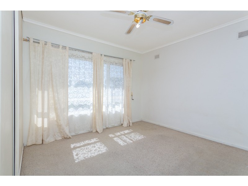 22 Morris Drive, Valley View SA 5093