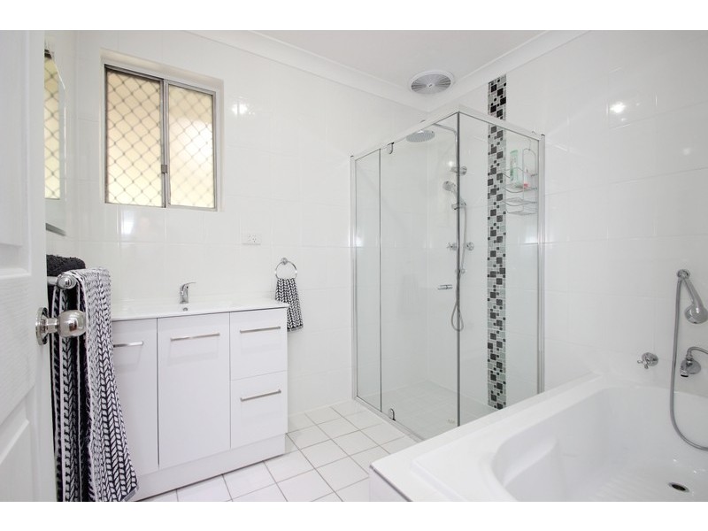 9 Riddell Road, Holden Hill SA 5088