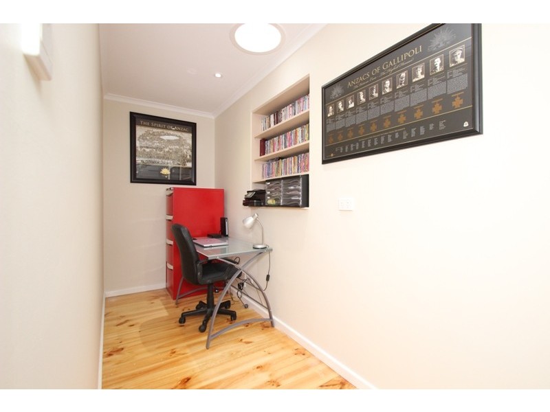 9 Riddell Road, Holden Hill SA 5088