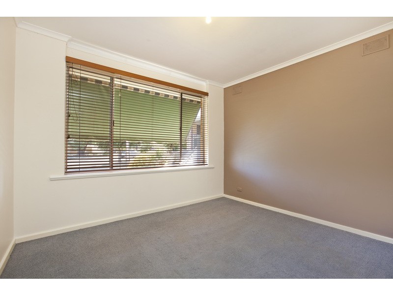 4 Benton Court, Modbury SA 5092