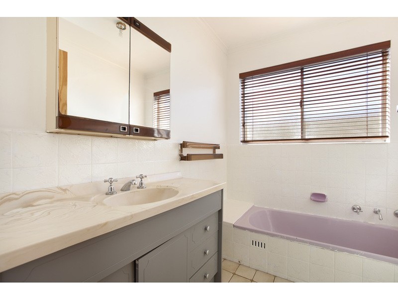 4 Benton Court, Modbury SA 5092