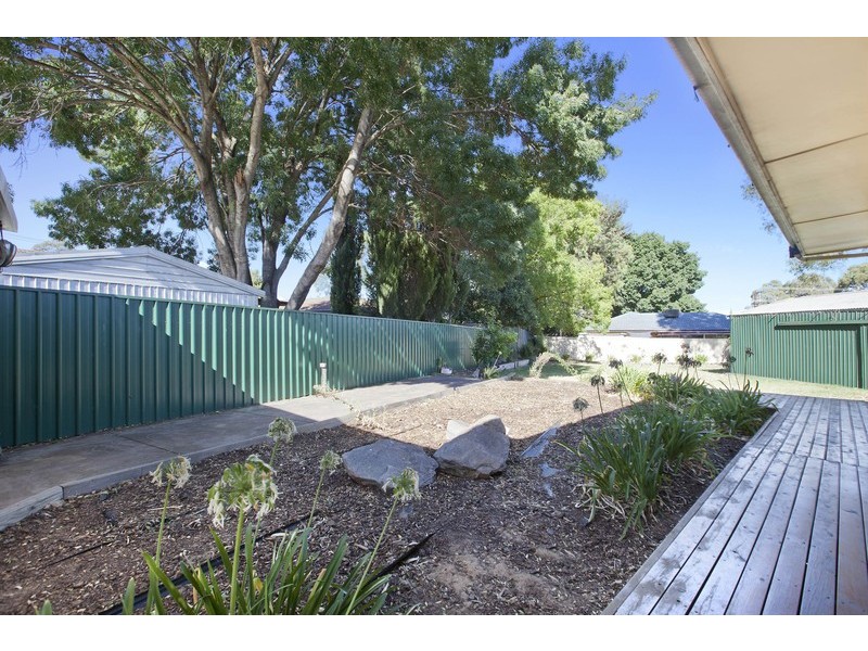 4 Benton Court, Modbury SA 5092