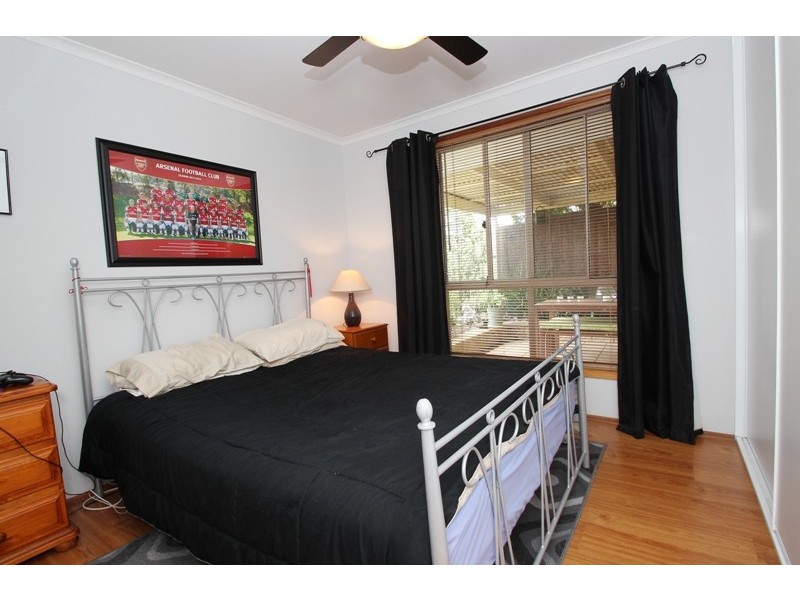 17 Brisbane Drive, Salisbury Heights SA 5109