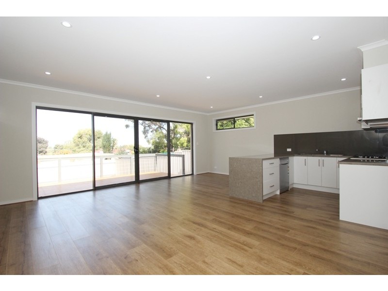 9 Eva Avenue, Redwood Park SA 5097