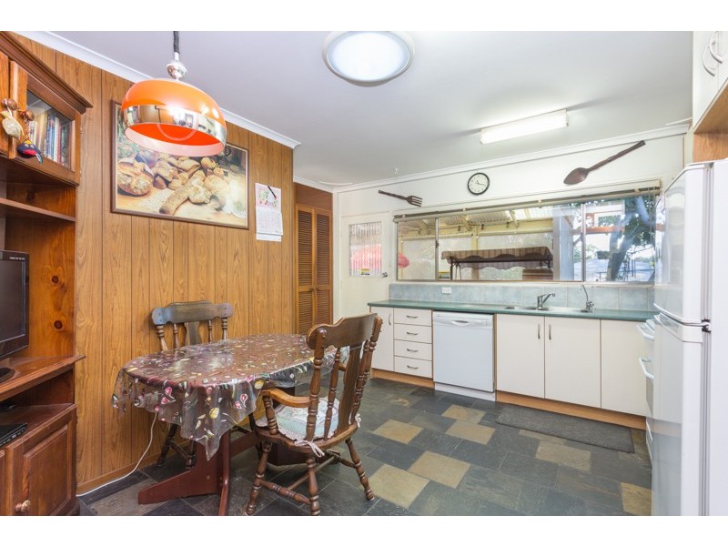 4 Clarence Drive, Athelstone SA 5076