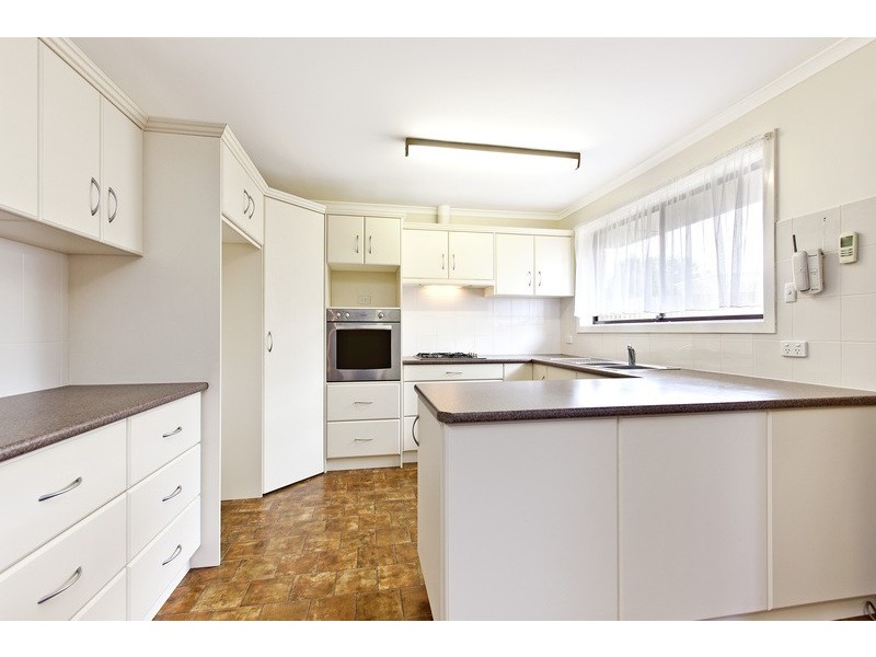 4 Stirrup Court, Salisbury Plain SA 5109