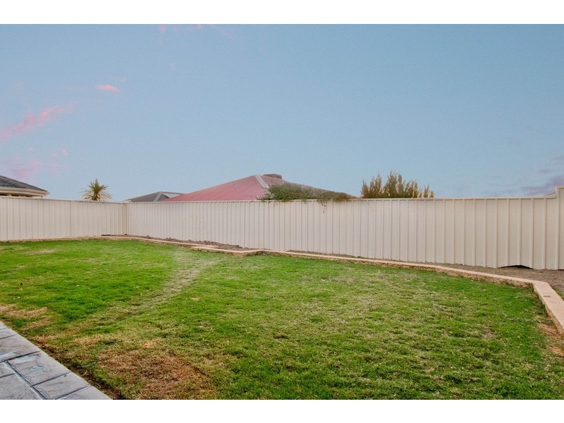 34 Castle Drive, Burton SA 5110