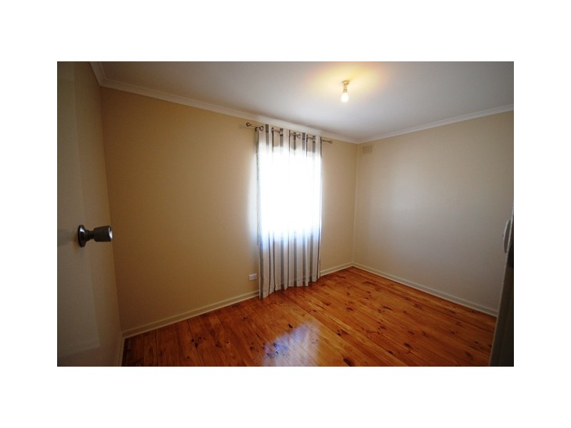 2 Mary Avenue, Gilles Plains SA 5086