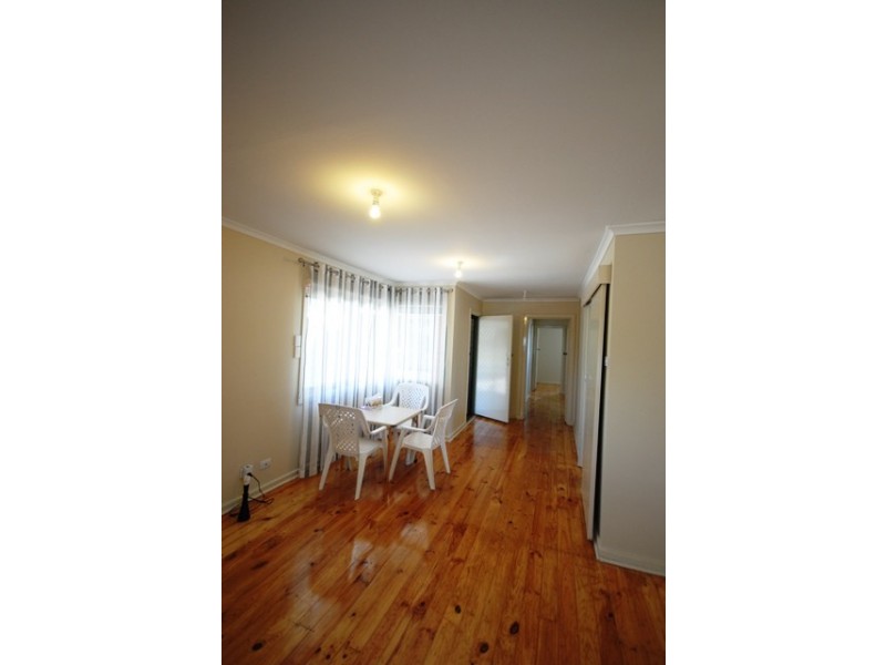 2 Mary Avenue, Gilles Plains SA 5086