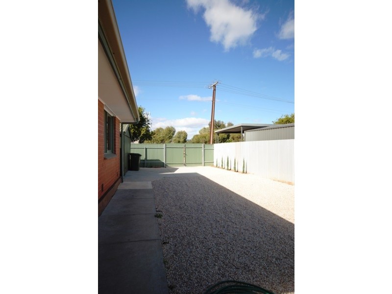 2 Mary Avenue, Gilles Plains SA 5086