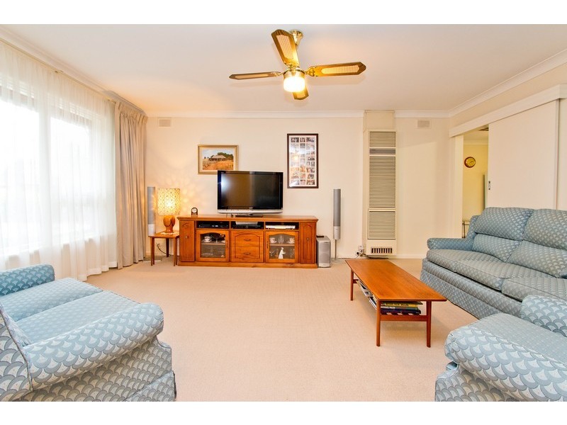 4 Peenar Grove, Dernancourt SA 5075
