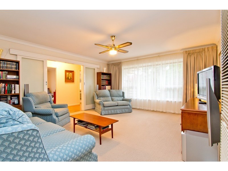 4 Peenar Grove, Dernancourt SA 5075