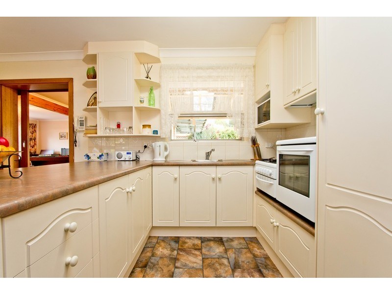 4 Peenar Grove, Dernancourt SA 5075
