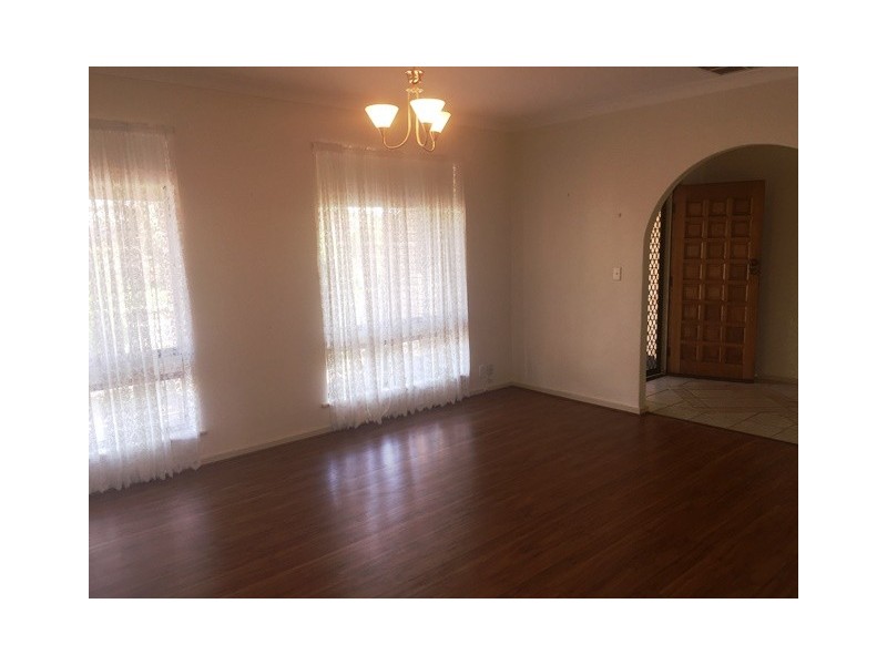 5 Bristol Way, Salisbury East SA 5109