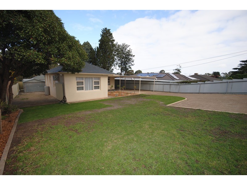 1116 North East Road, St Agnes SA 5097