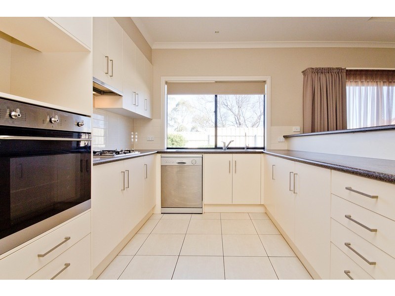 2 Manchester Court, Golden Grove SA 5125