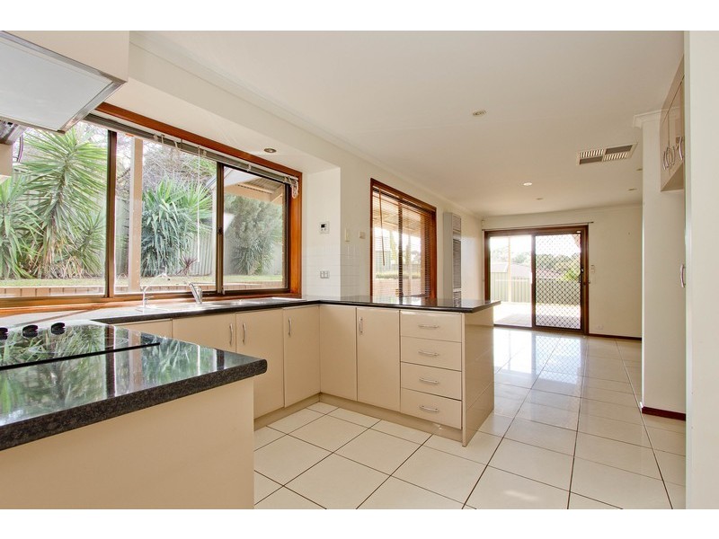 14 Old Tawny Close, Wynn Vale SA 5127