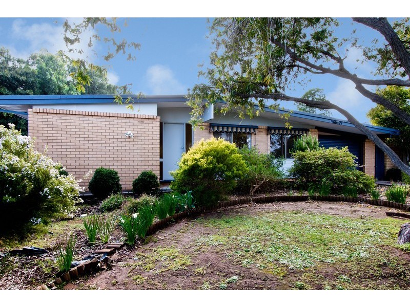 4 Penrith Street, Redwood Park SA 5097