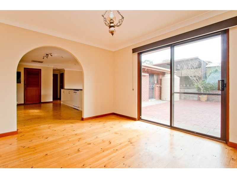 2 Darling Street, Valley View SA 5093