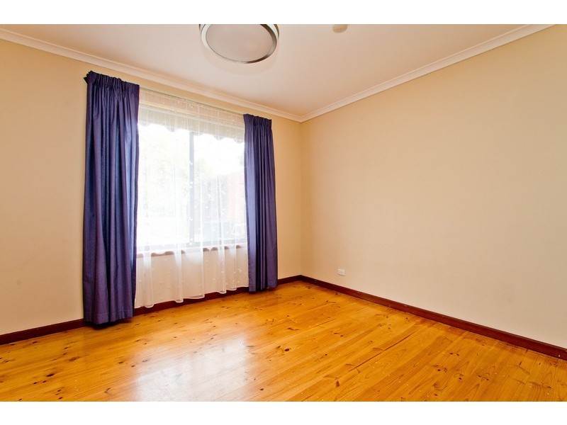 2 Darling Street, Valley View SA 5093