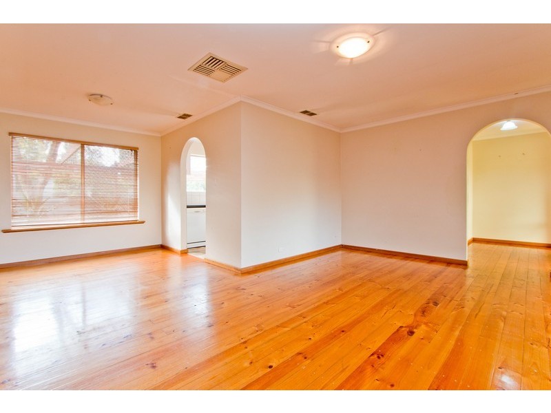 22 Pelsaert Avenue, Fairview Park SA 5126