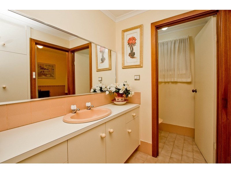 279 Grenfell Road, Redwood Park SA 5097