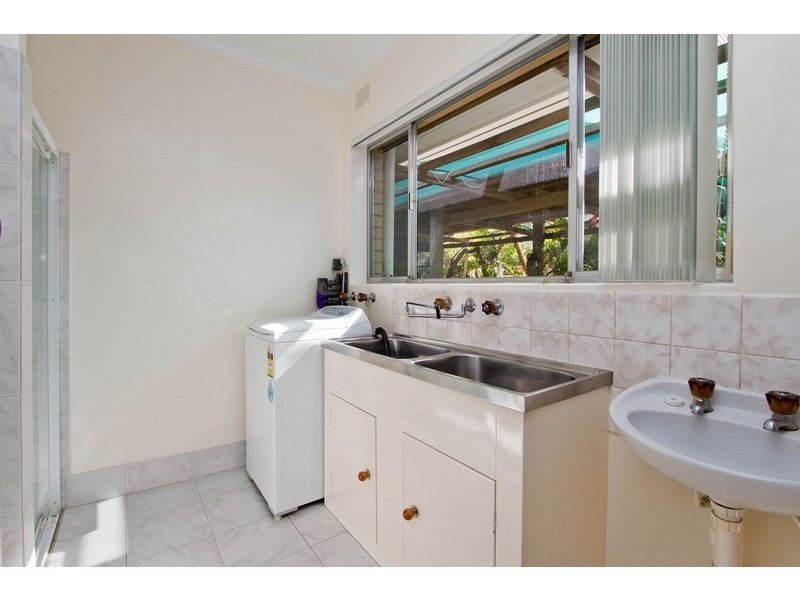 68 Knightsbridge Avenue, Valley View SA 5093